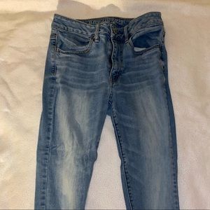 American Eagle hi-Rise Jegging size 6